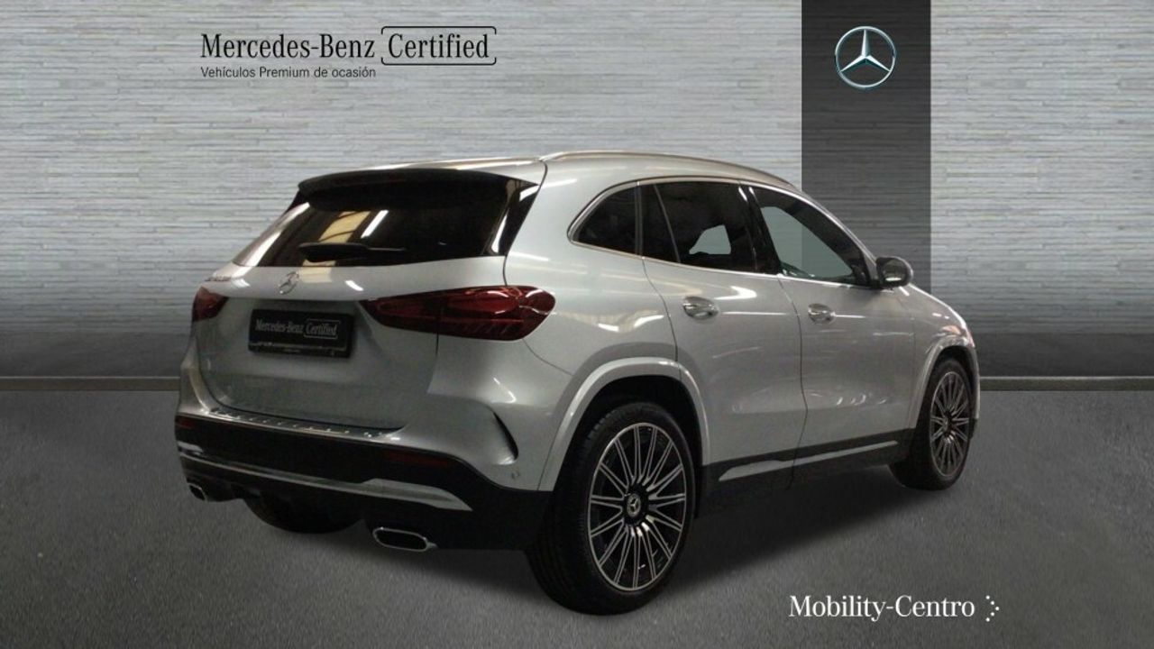 Foto Mercedes-Benz Clase GLA 2