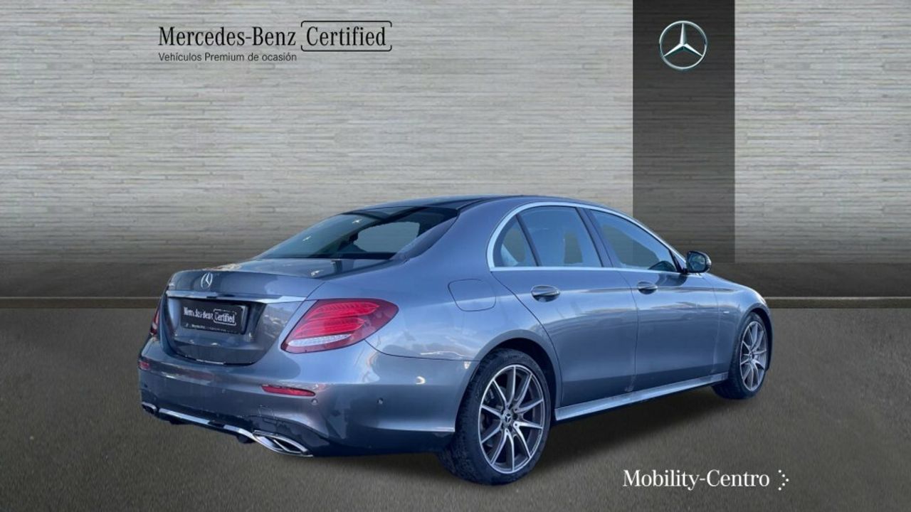 Foto Mercedes-Benz Clase E 2