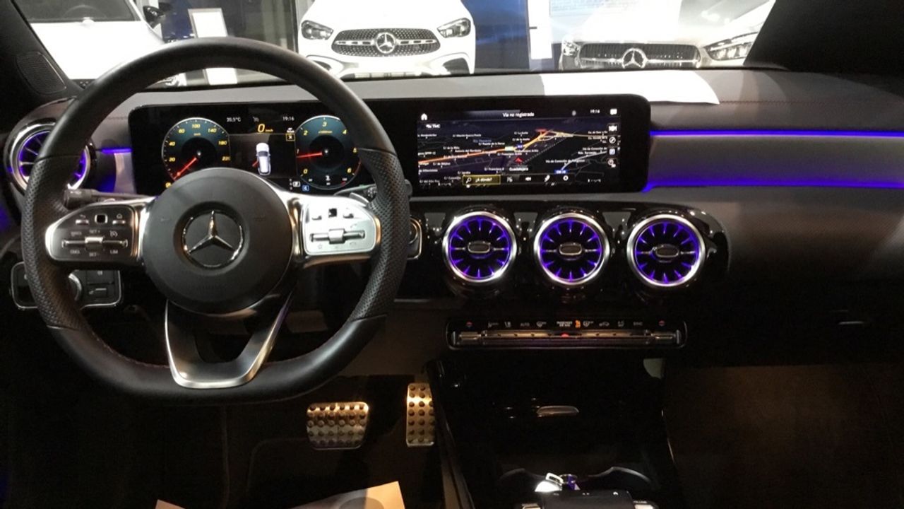 Foto Mercedes-Benz Clase CLA 8