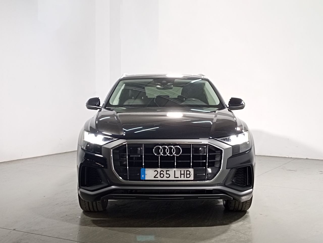 Foto Audi Q8 27