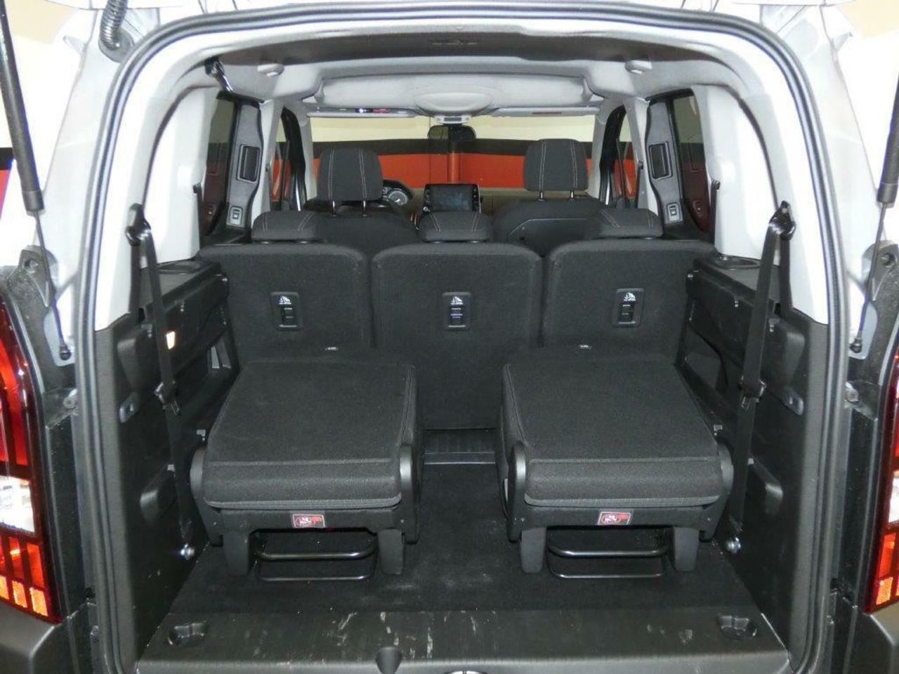 Foto Peugeot Rifter 26