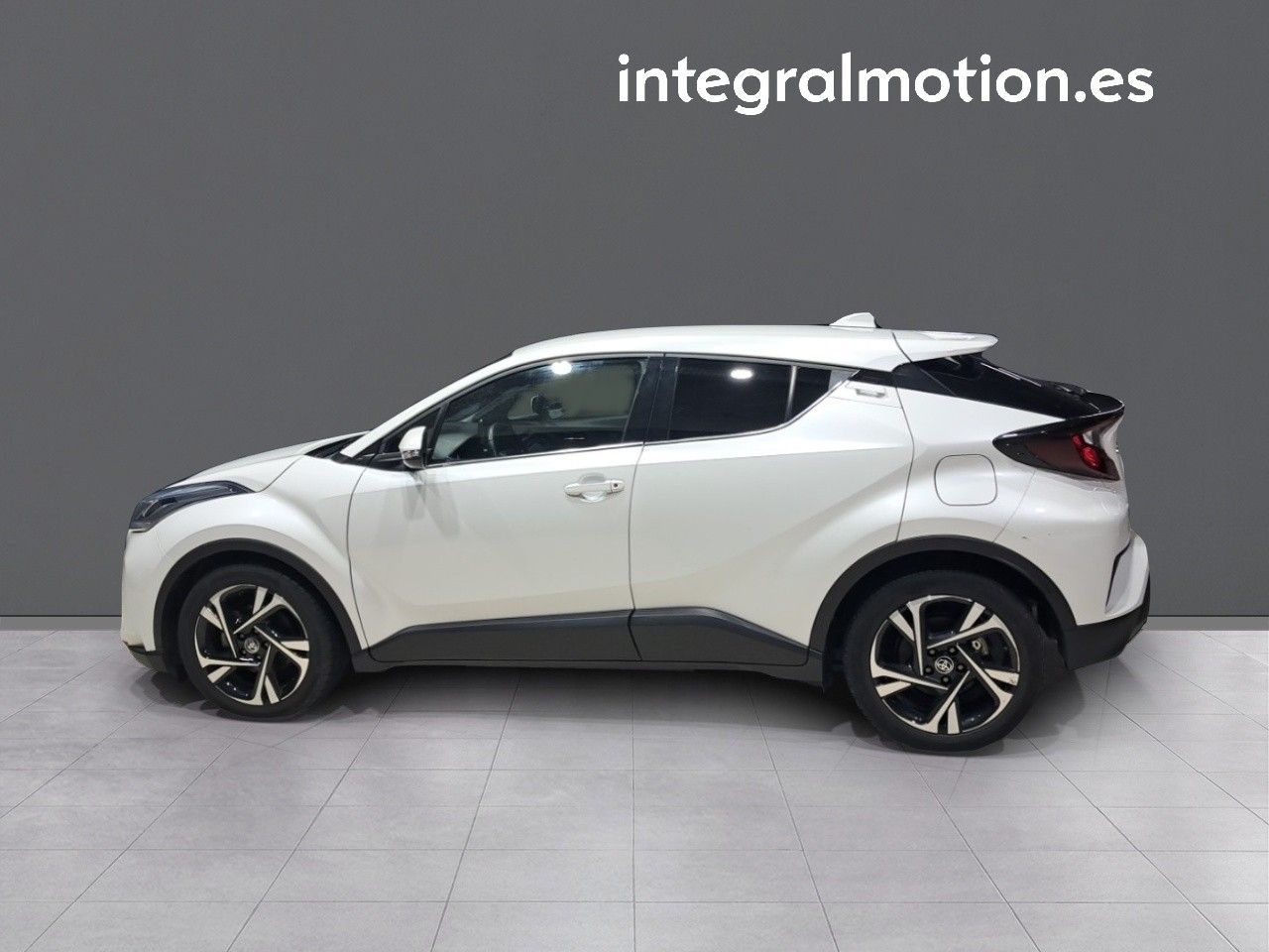 Foto Toyota C-HR 23