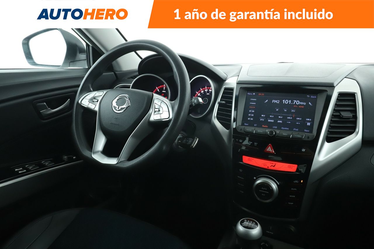 Foto SsangYong Tivoli 13