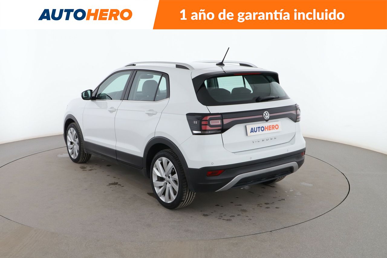 Foto Volkswagen T-Cross 4