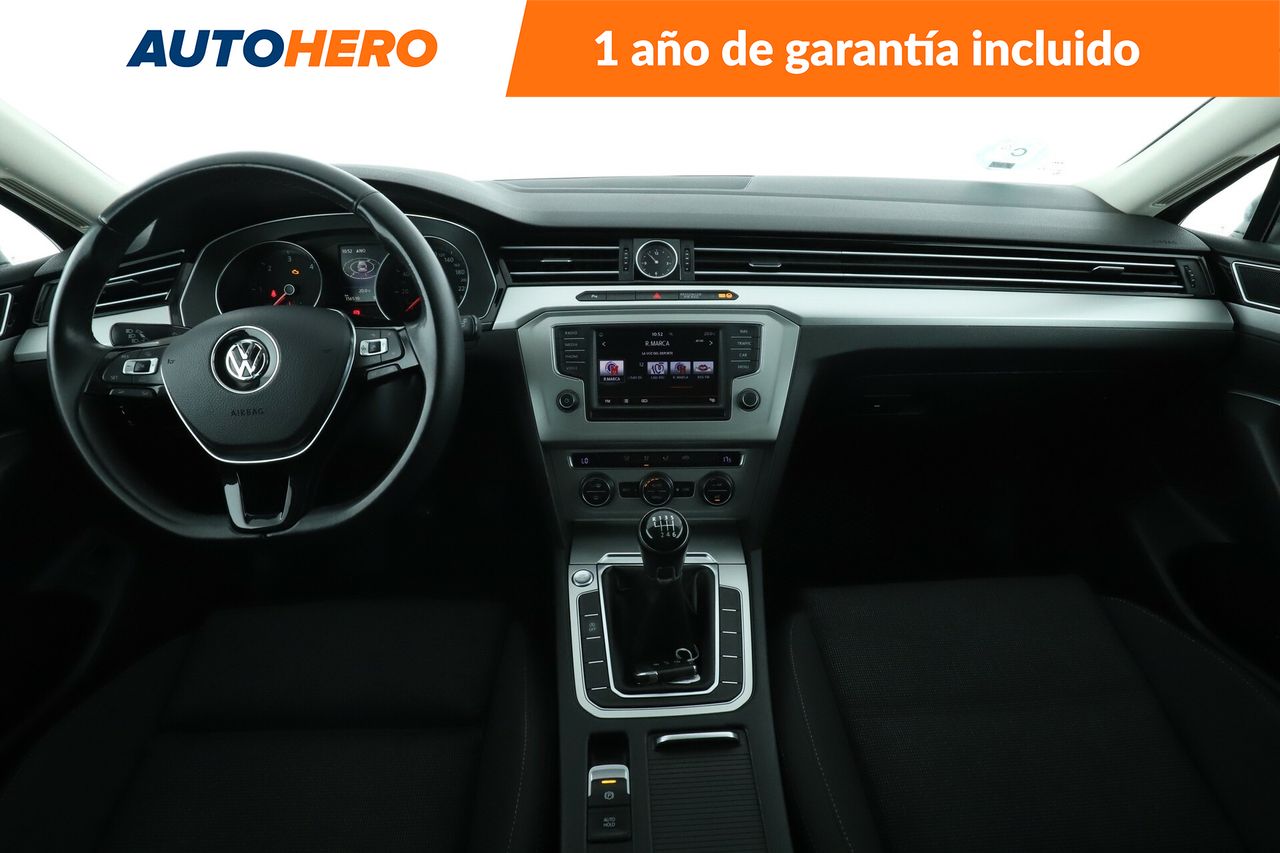 Foto Volkswagen Passat 12