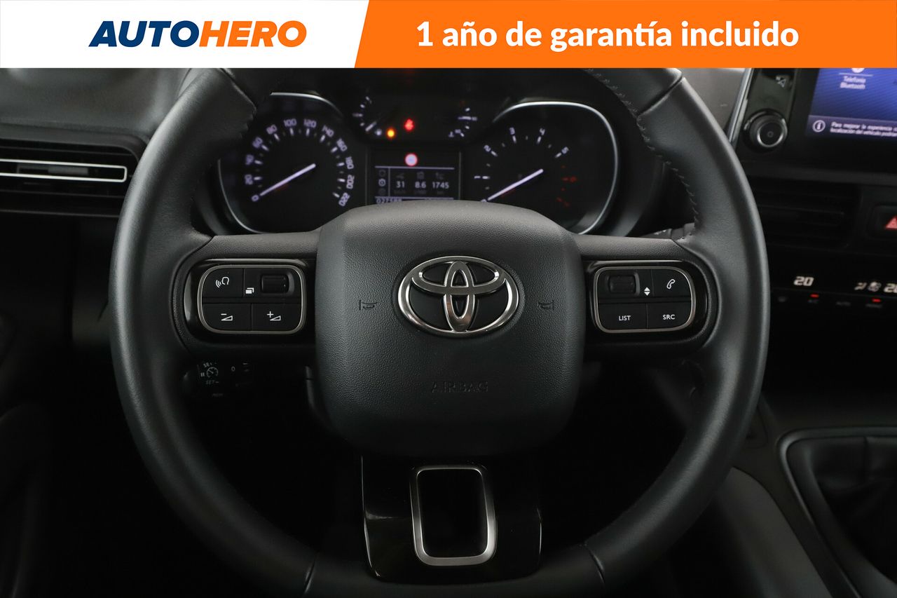 Foto Toyota Proace Verso 18