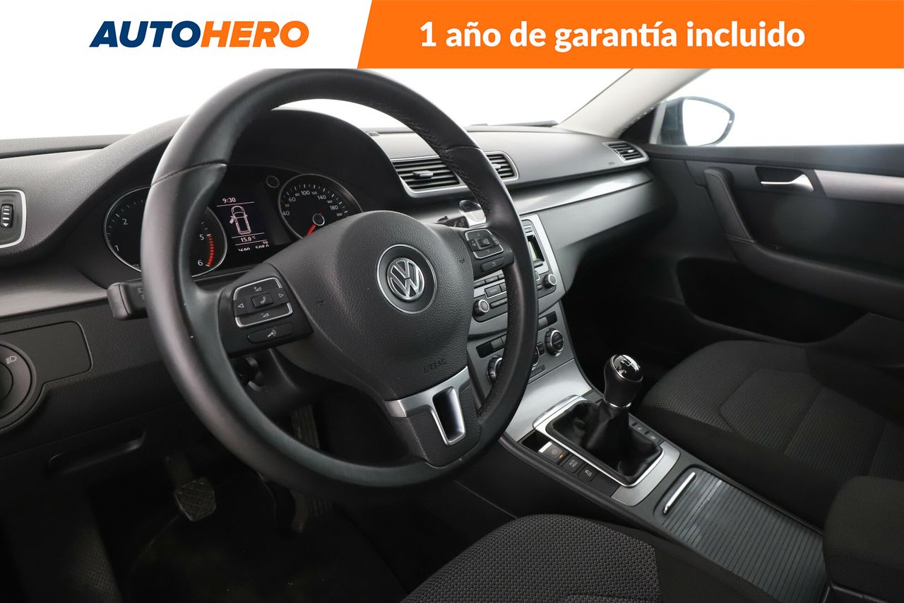 Foto Volkswagen Passat 11