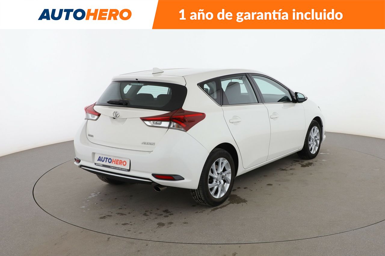 Foto Toyota Auris 5