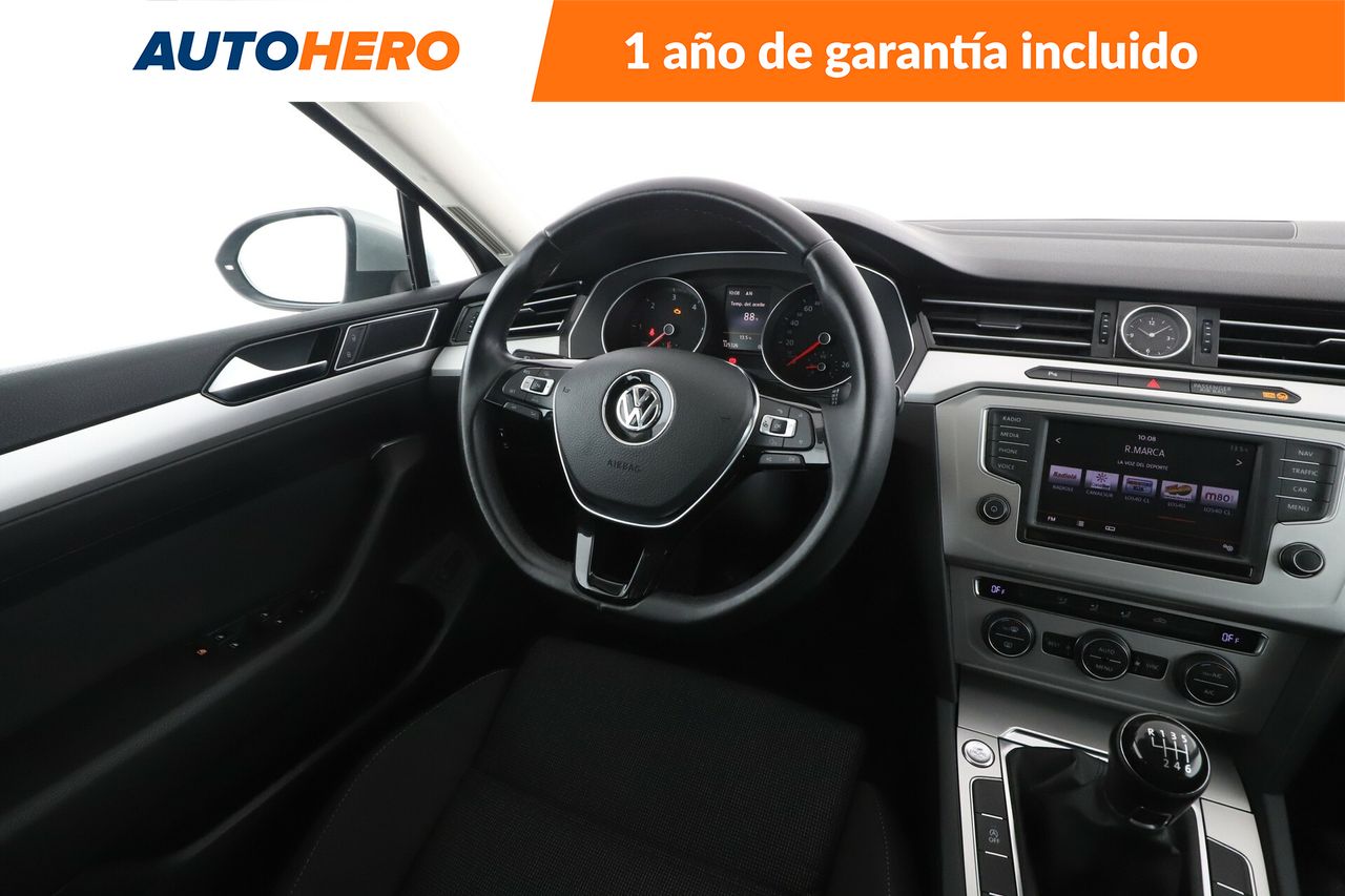 Foto Volkswagen Passat 14