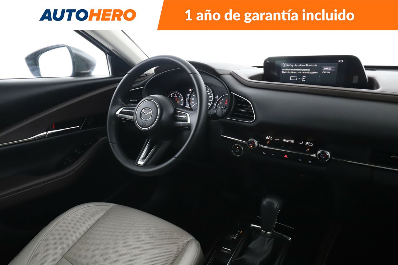 Foto Mazda CX-30 14