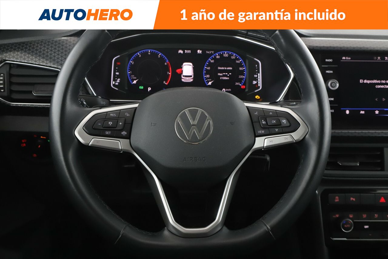 Foto Volkswagen T-Cross 17