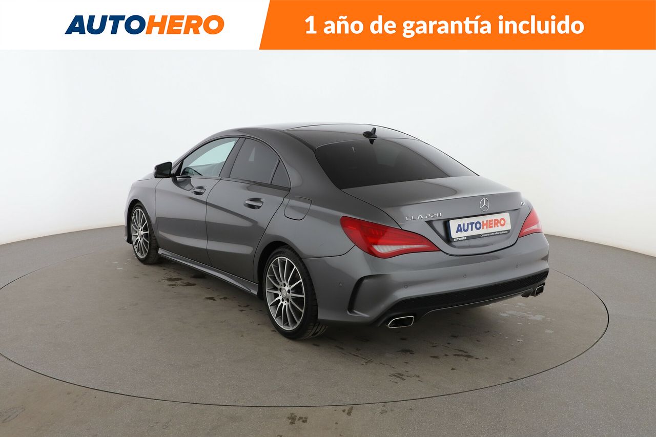 Foto Mercedes-Benz Clase CLA 4