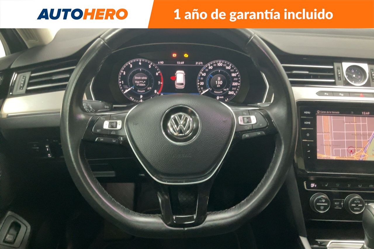 Foto Volkswagen Passat 18