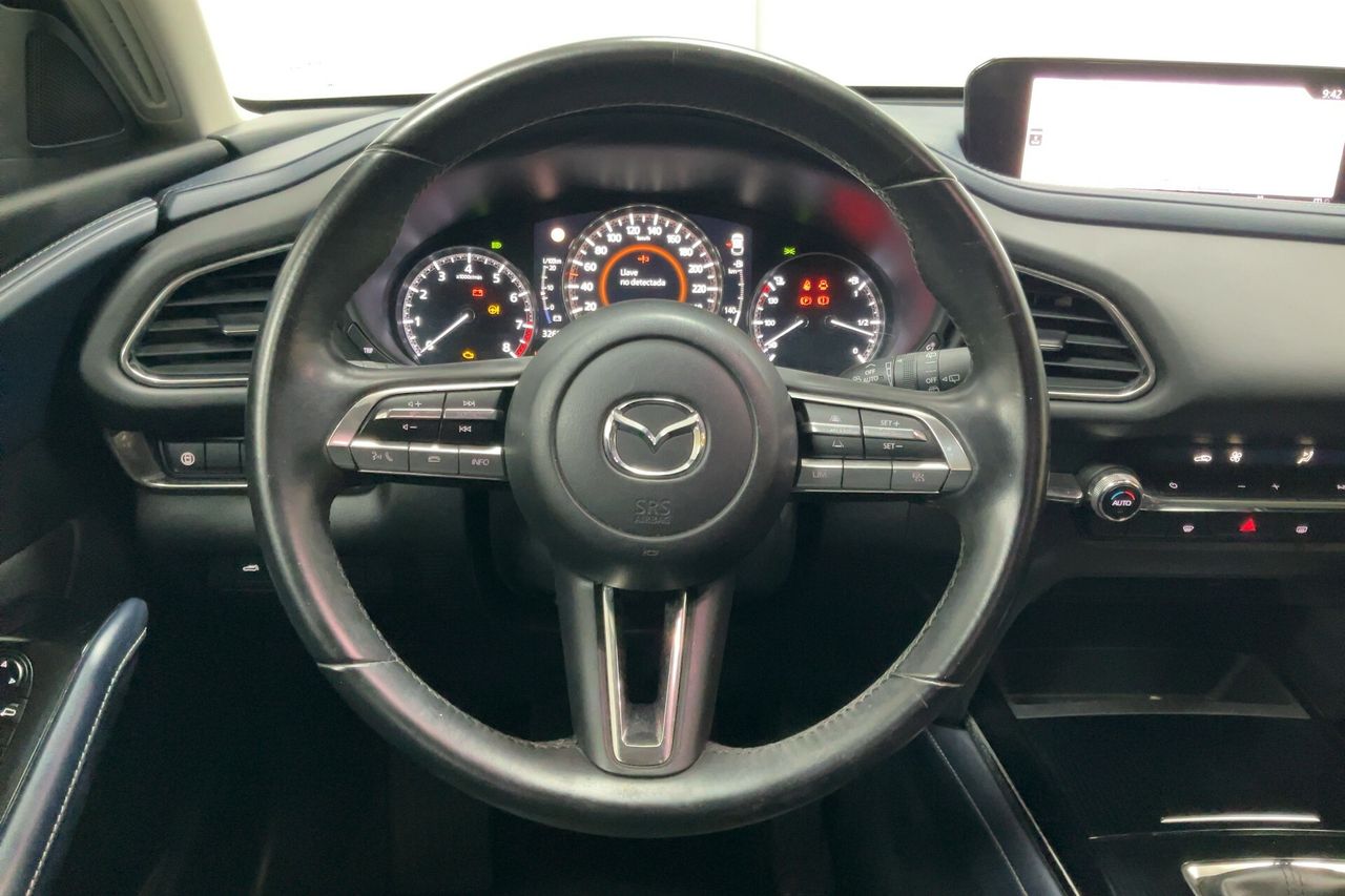 Foto Mazda CX-30 19