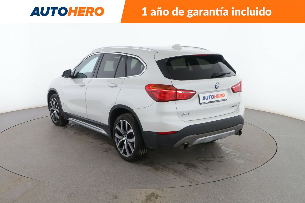 Foto BMW X1 4