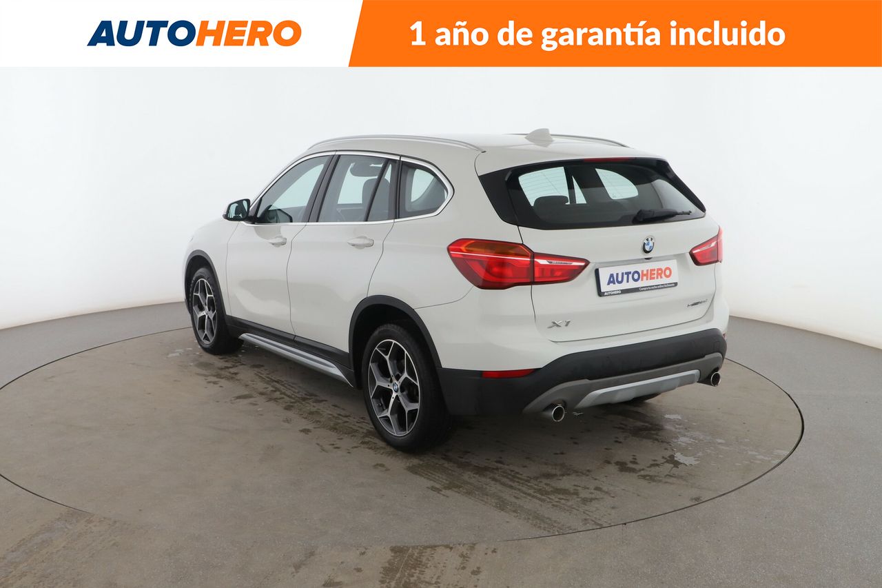 Foto BMW X1 4