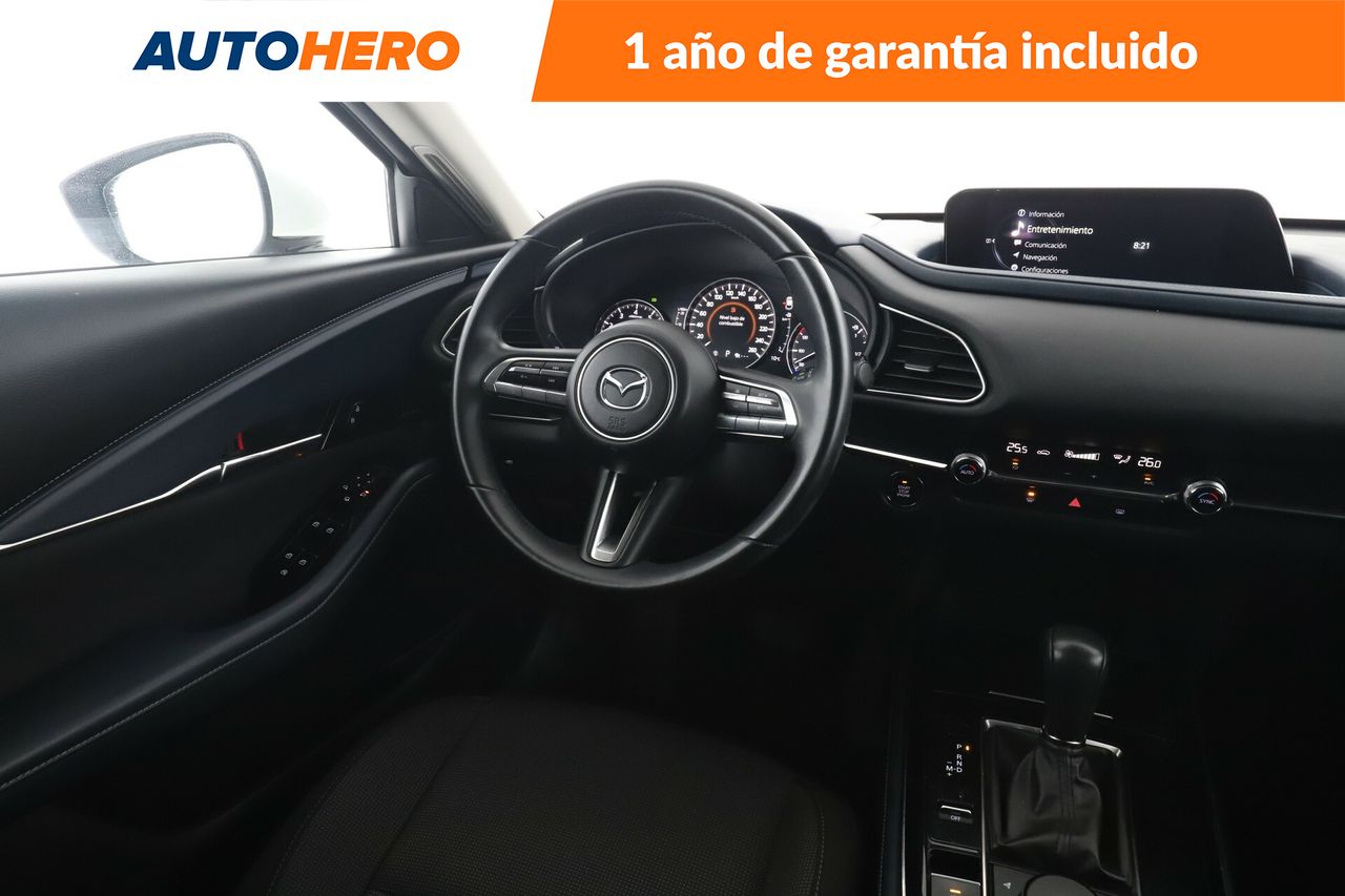 Foto Mazda CX-30 14