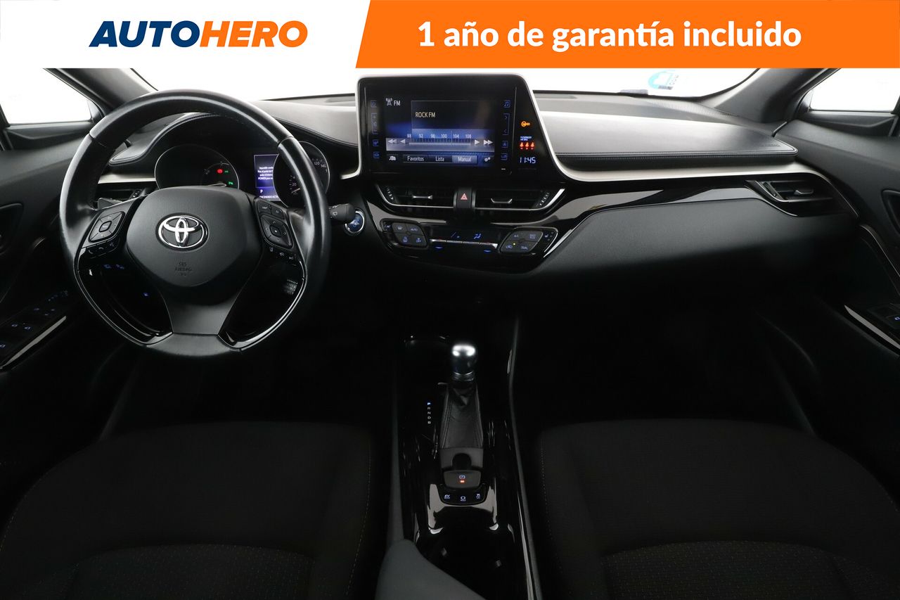 Foto Toyota C-HR 13