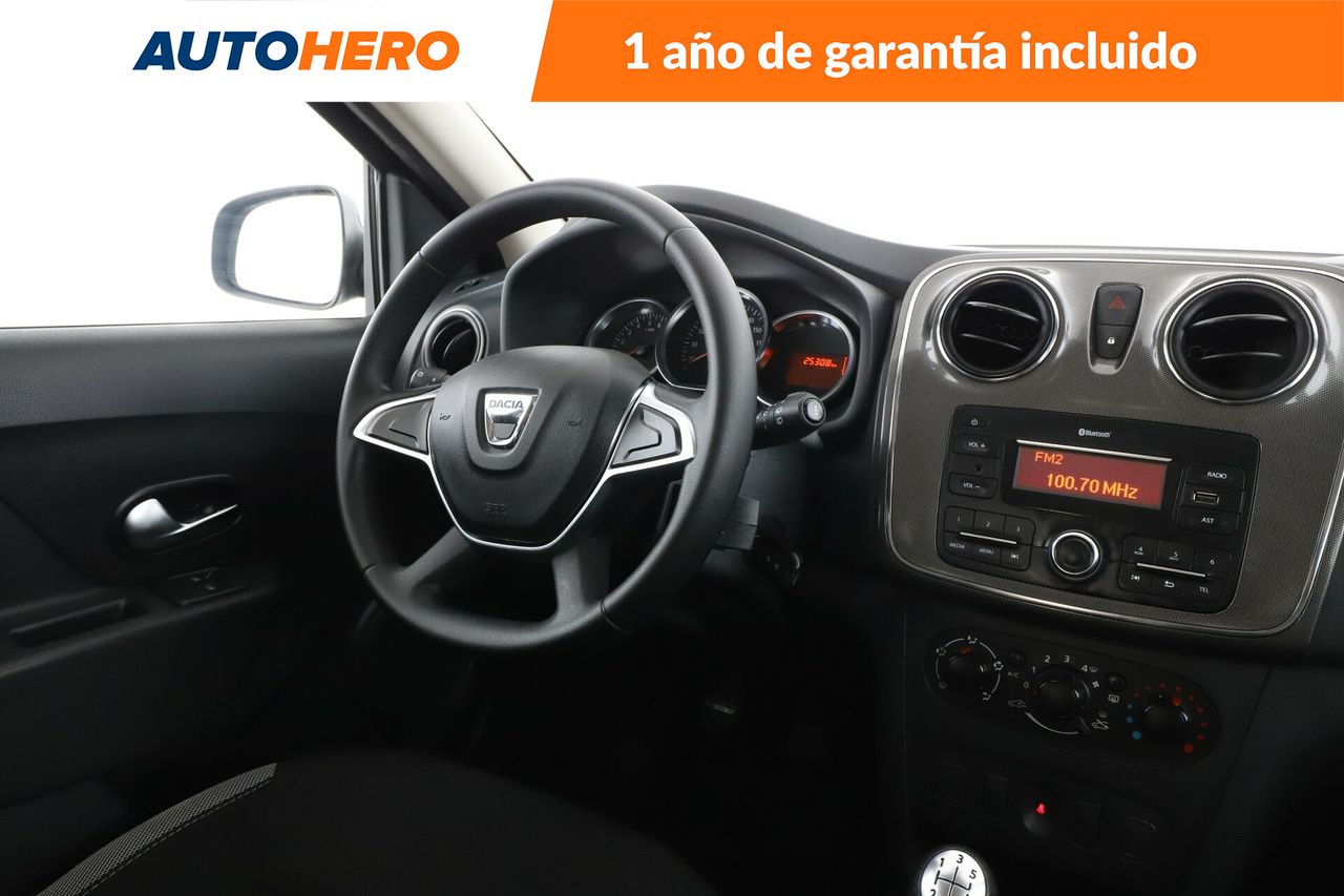 Foto Dacia Sandero 14