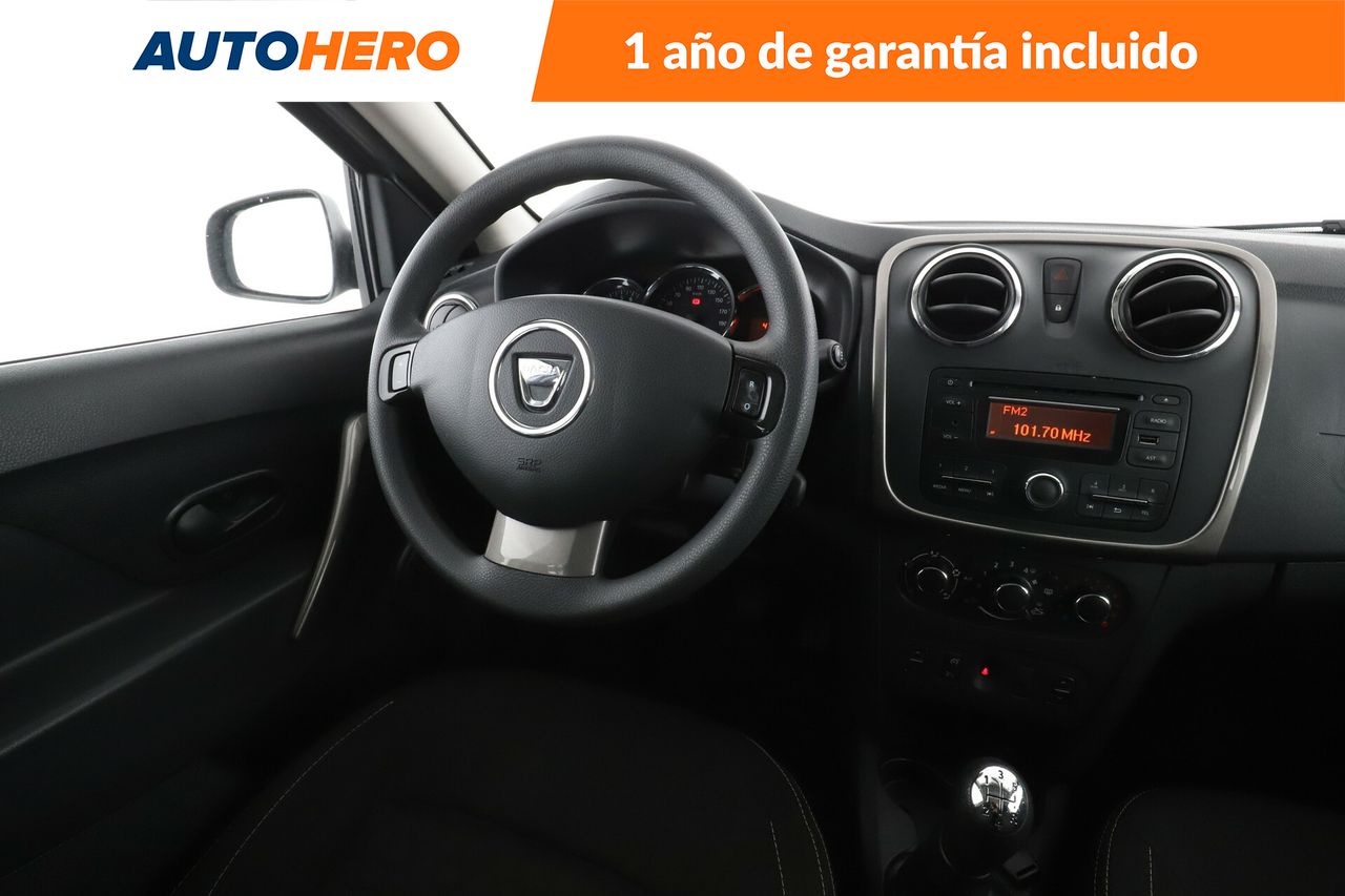 Foto Dacia Sandero 14