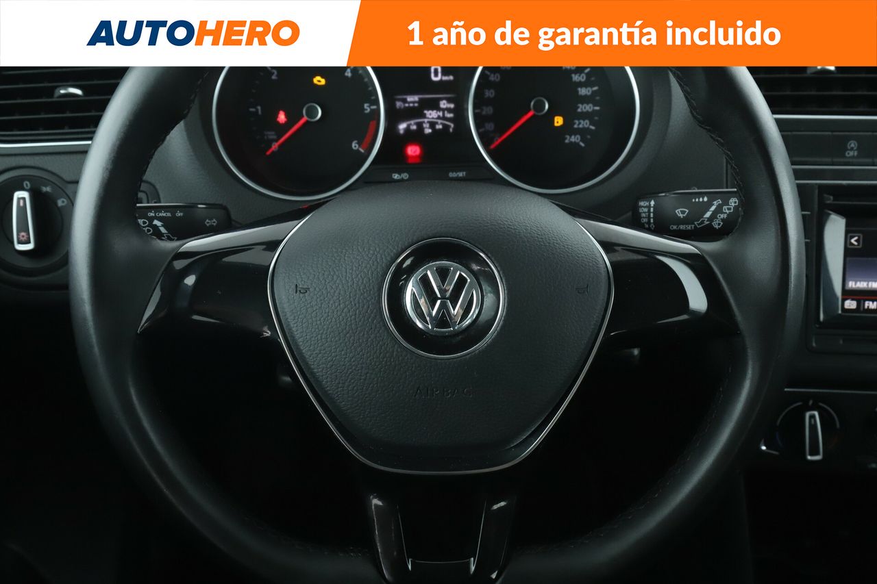 Foto Volkswagen Polo 19