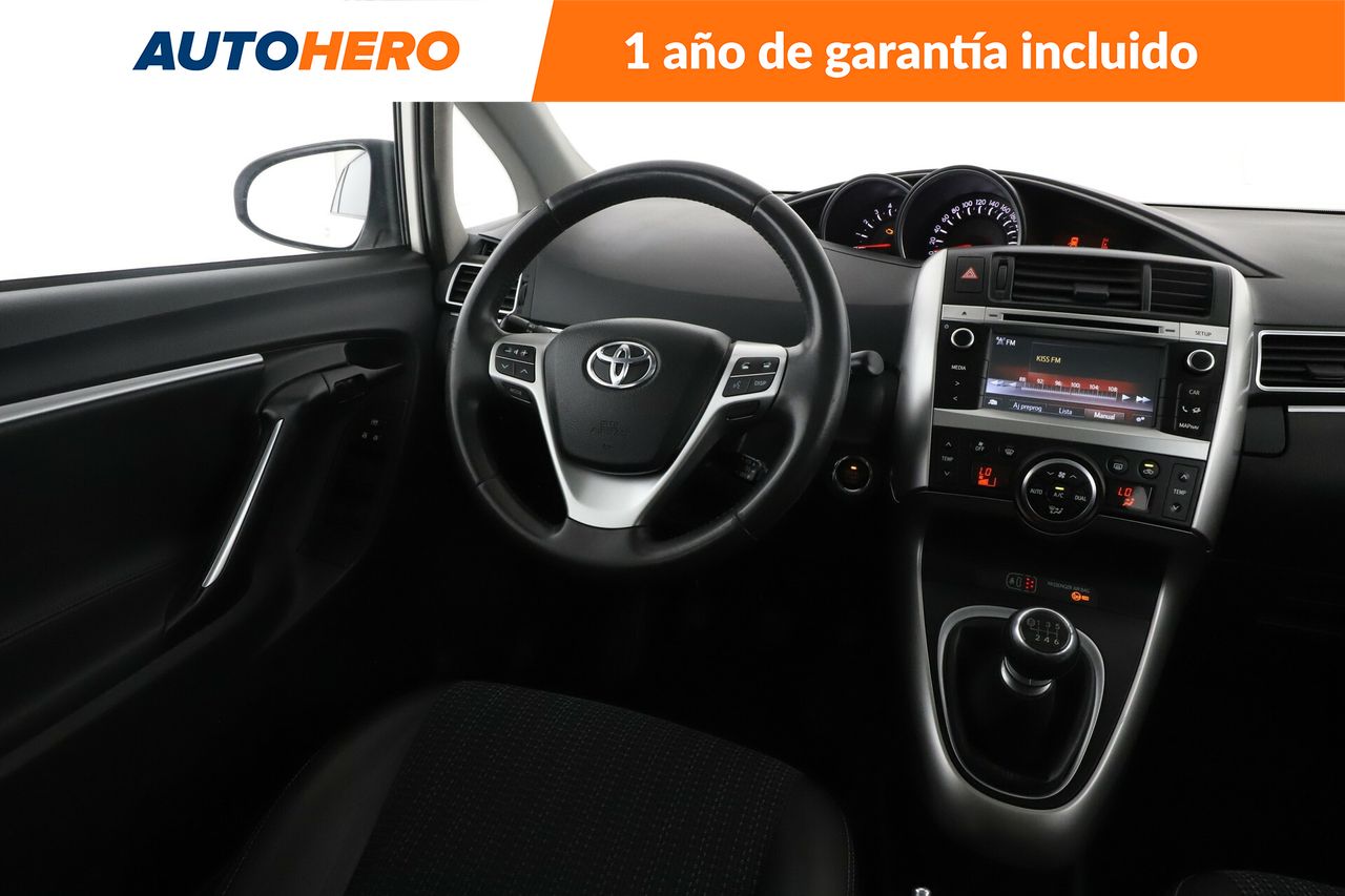 Foto Toyota Corolla Verso 14