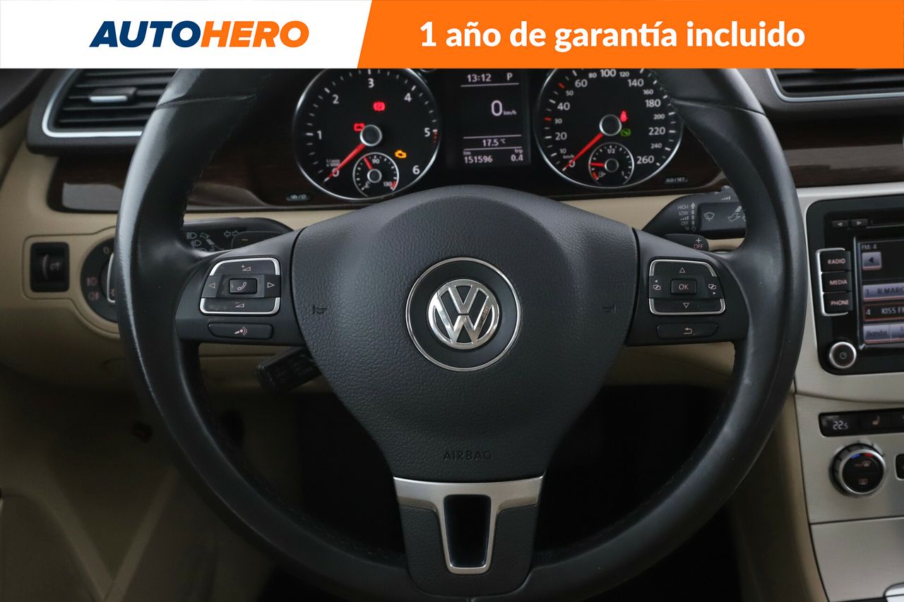 Foto Volkswagen Passat 18