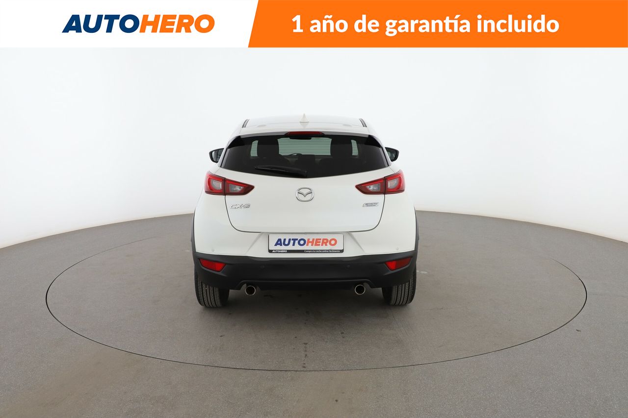 Foto Mazda CX-3 4