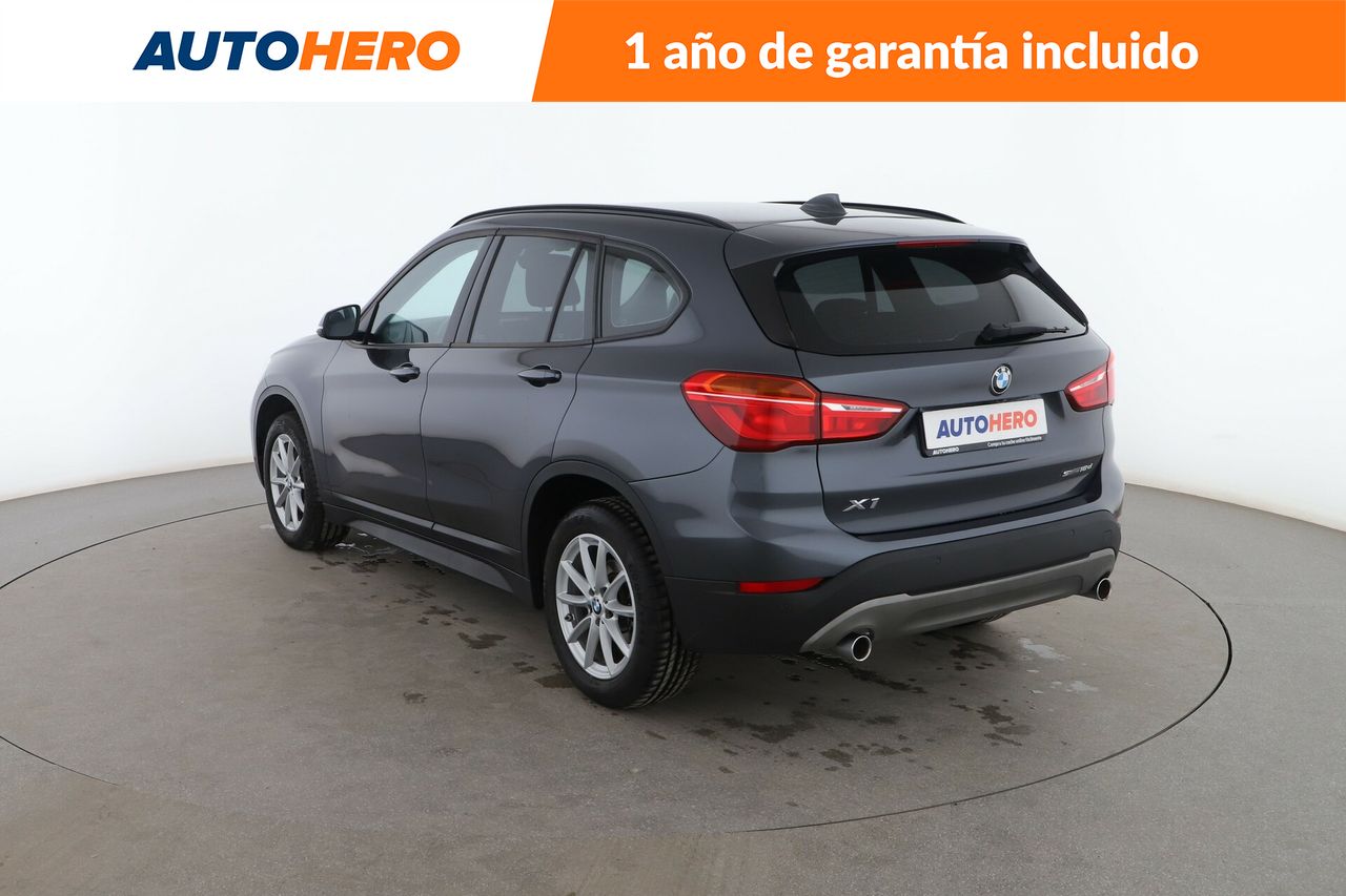 Foto BMW X1 4