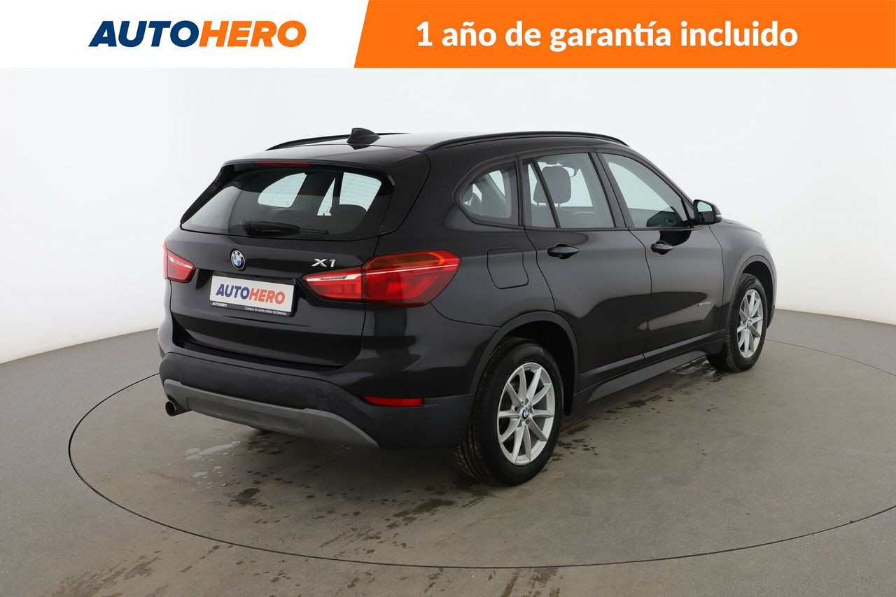 Foto BMW X1 6