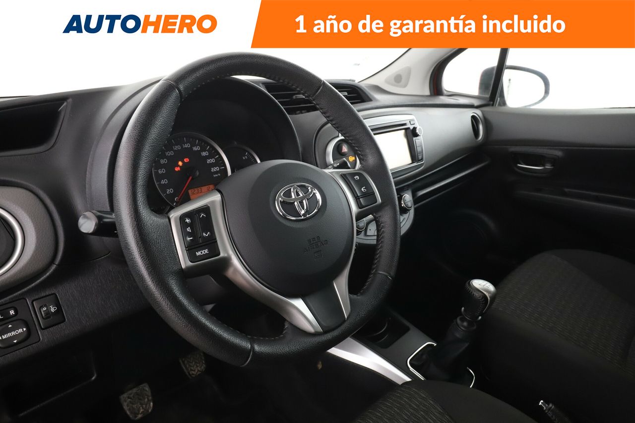 Foto Toyota Yaris 11