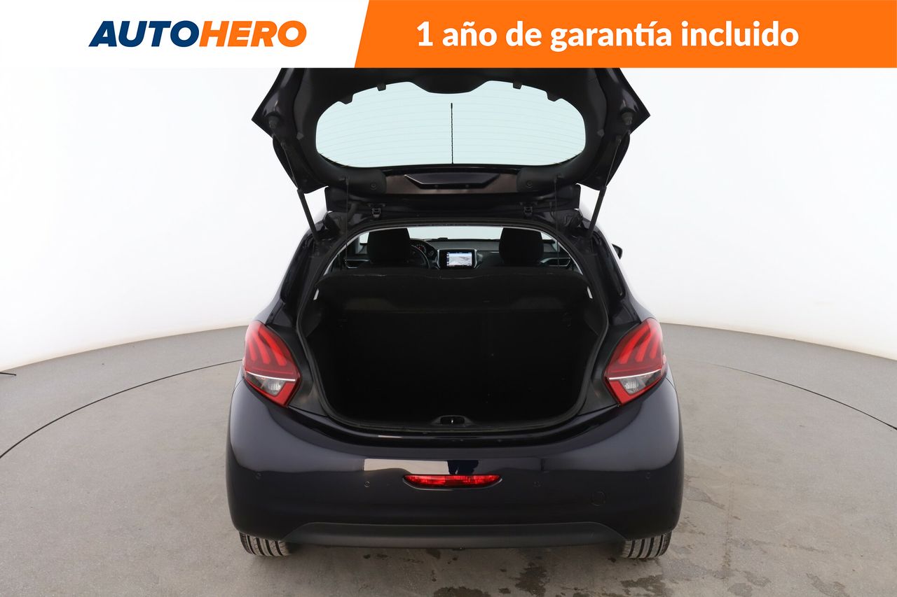 Foto Peugeot 208 17