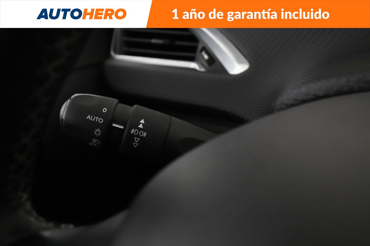 Foto Peugeot 208 26