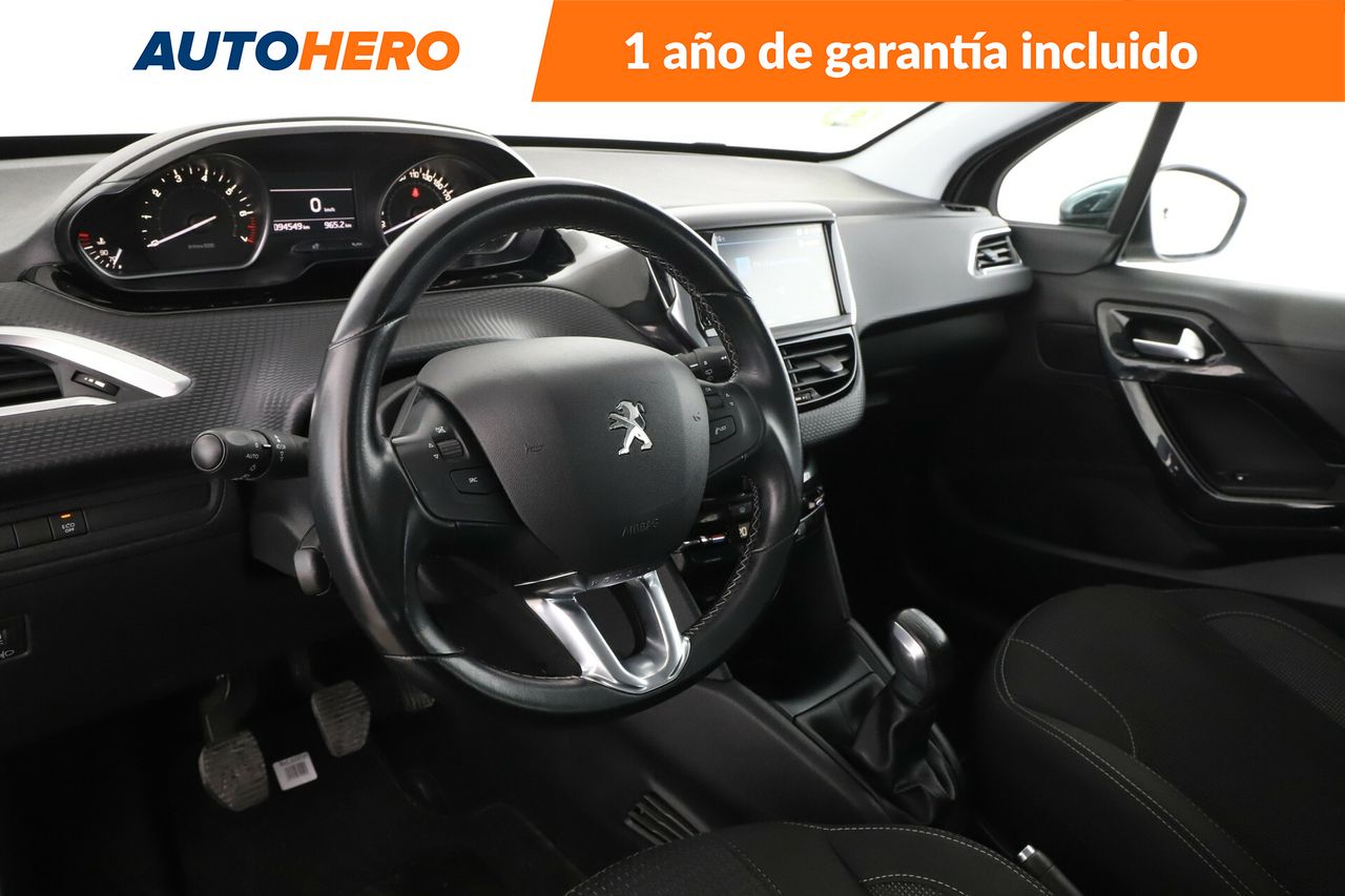 Foto Peugeot 208 12