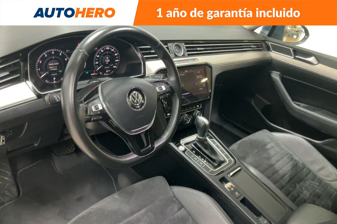 Foto Volkswagen Passat 10