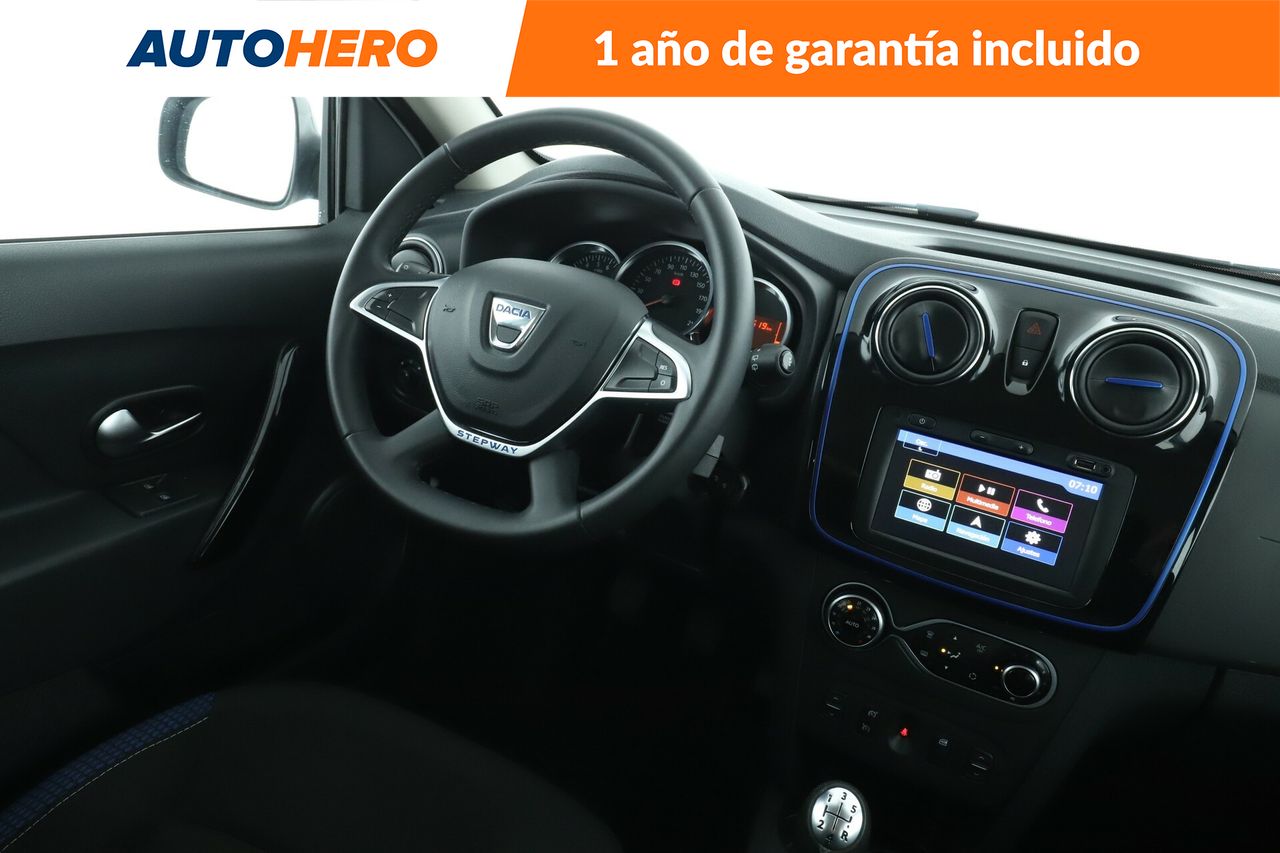 Foto Dacia Sandero 13