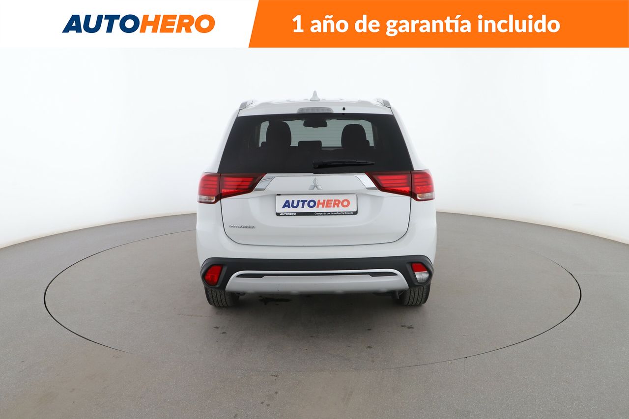 Foto Mitsubishi Outlander 4