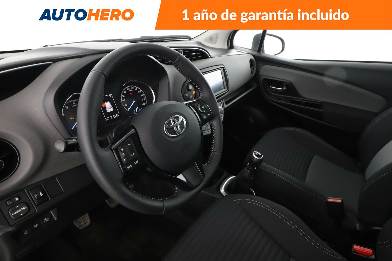 Foto Toyota Yaris 11