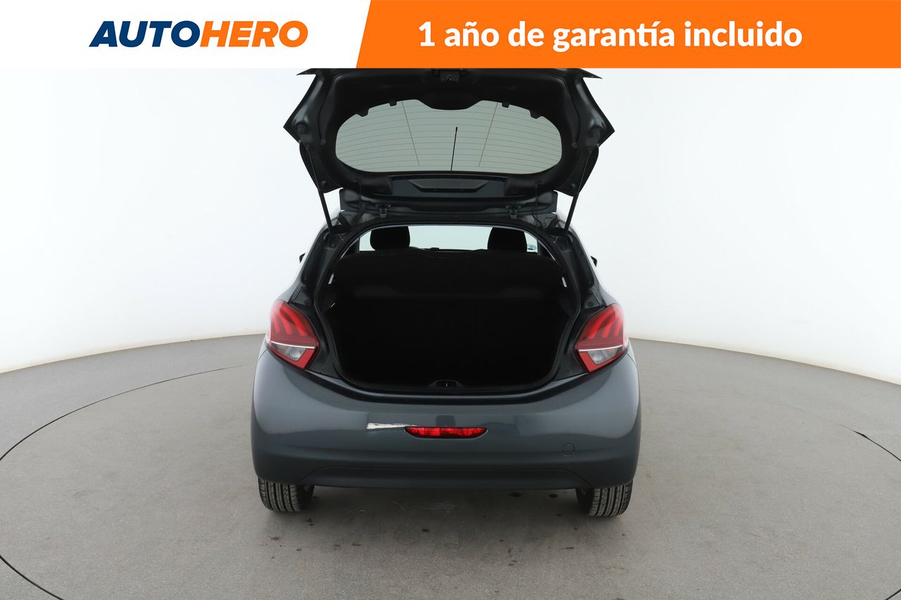 Foto Peugeot 208 17