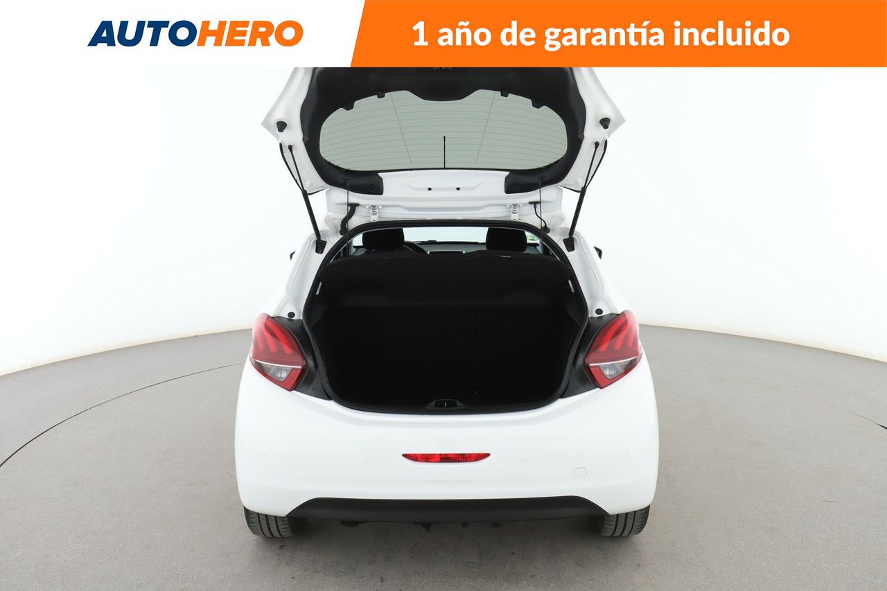 Foto Peugeot 208 16