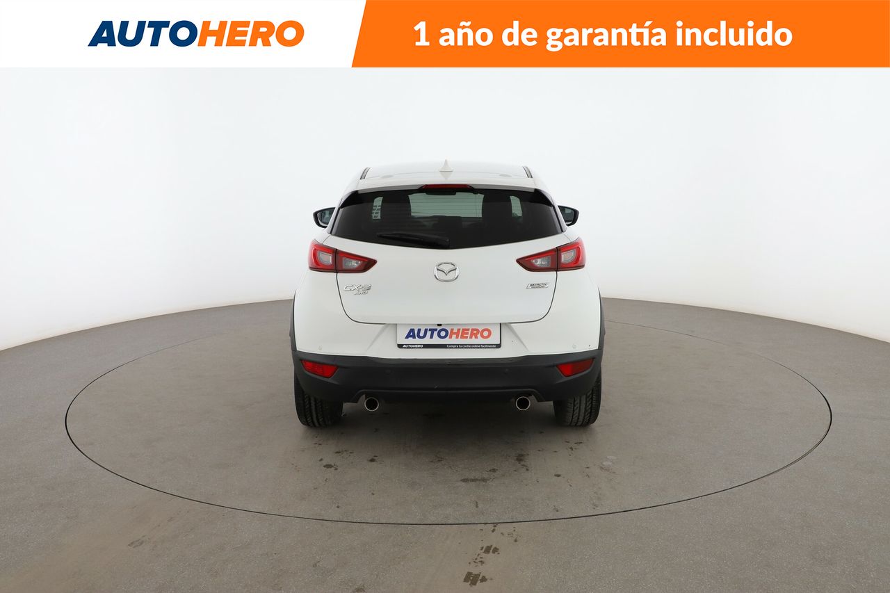 Foto Mazda CX-3 4