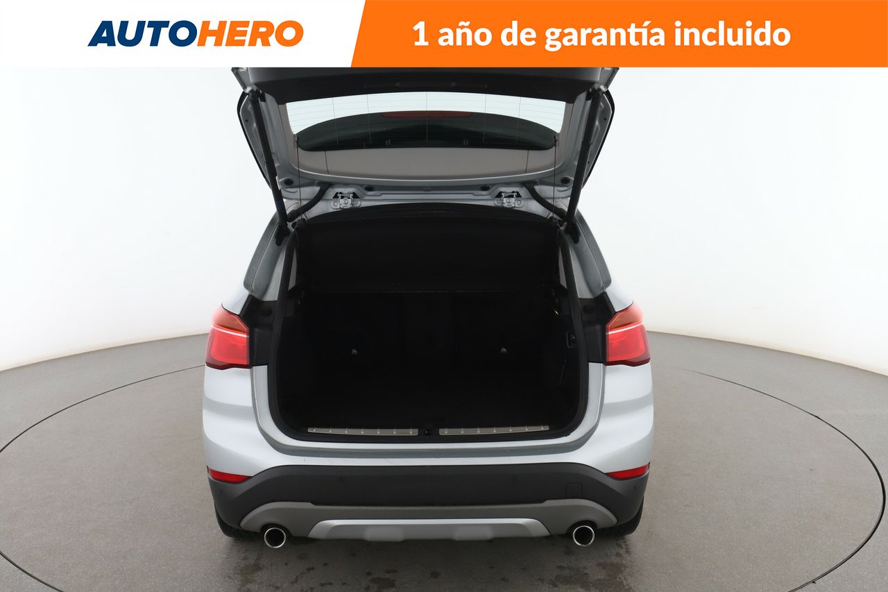 Foto BMW X1 16