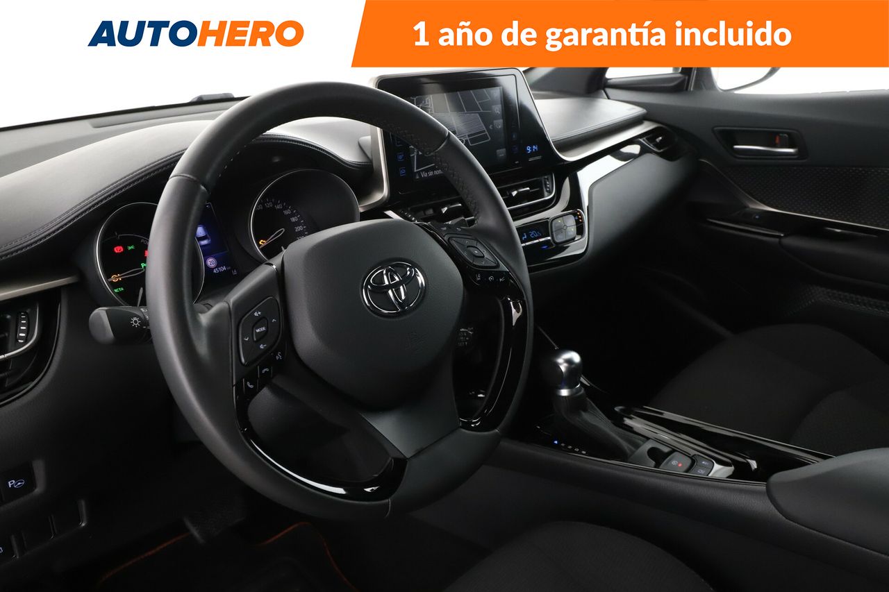 Foto Toyota C-HR 12