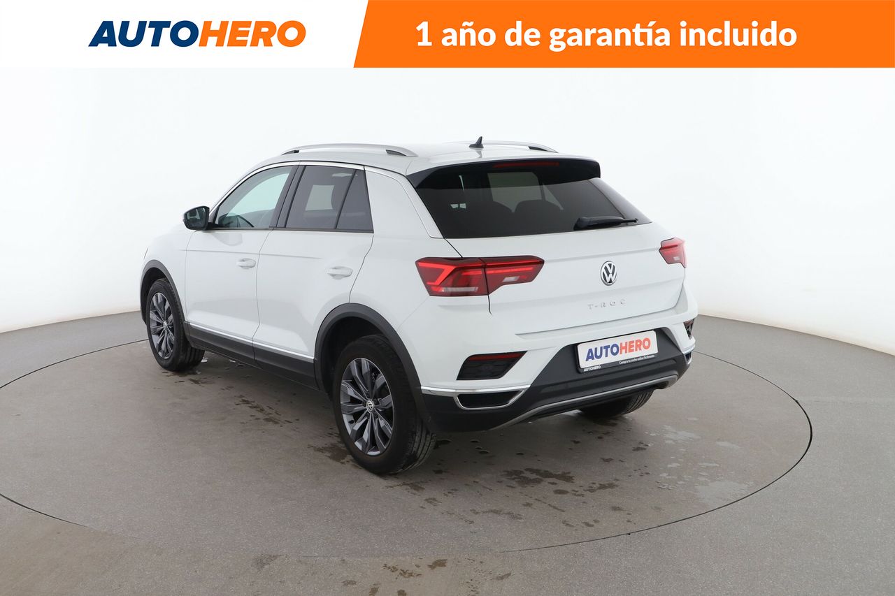 Foto Volkswagen T-Roc 4