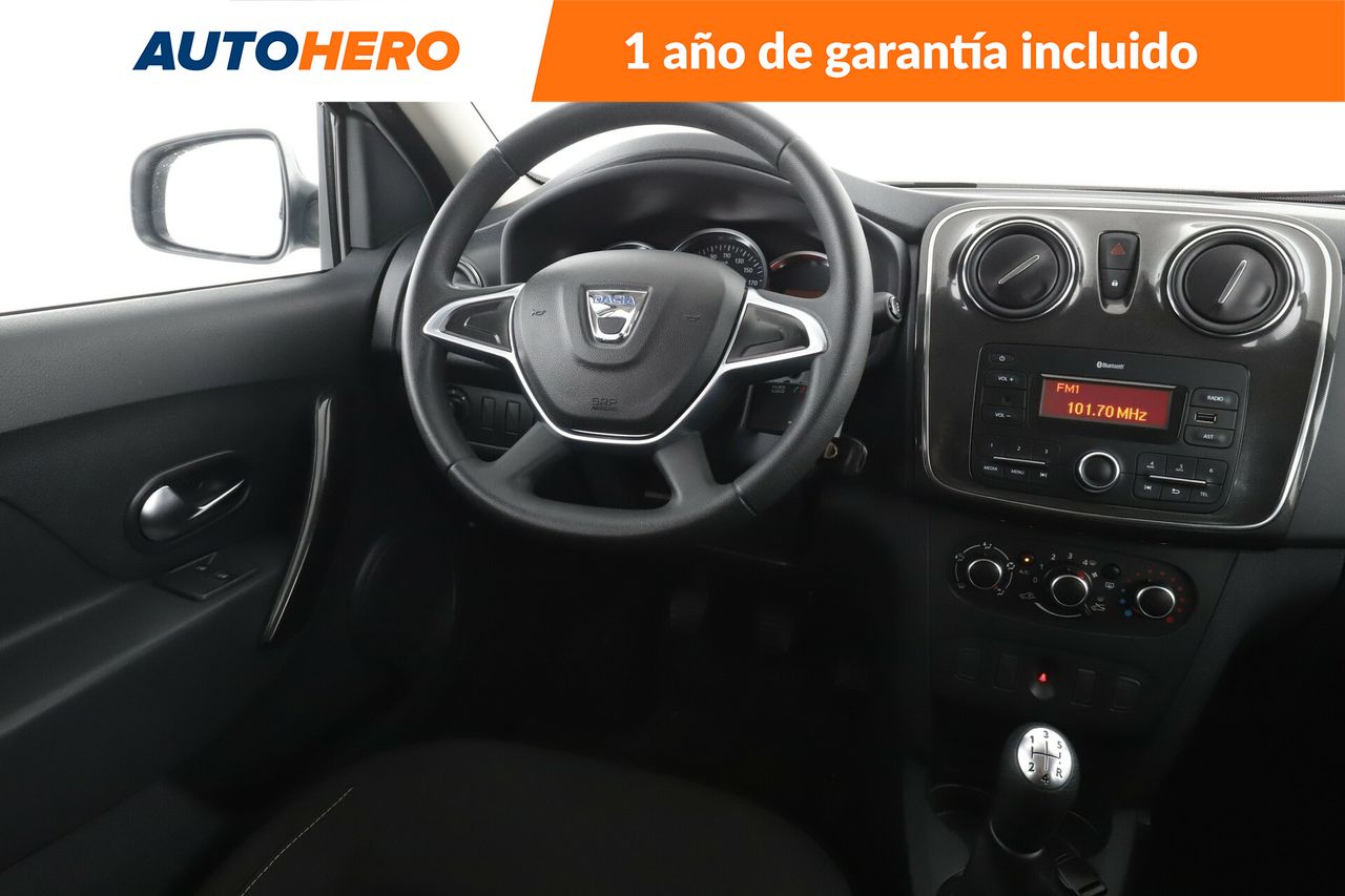 Foto Dacia Sandero 14