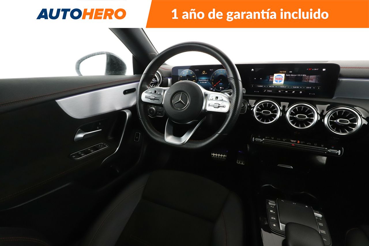 Foto Mercedes-Benz Clase CLA 14