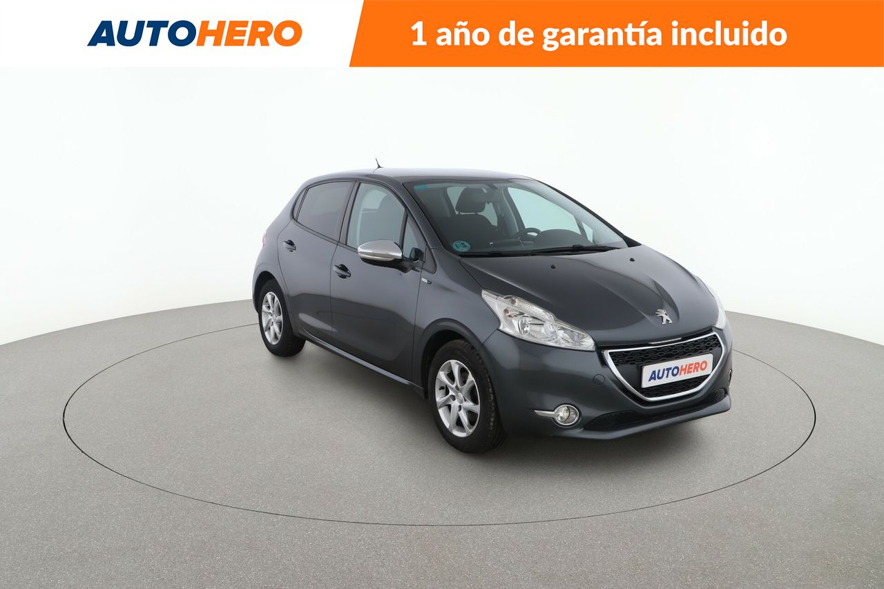 Foto Peugeot 208 8