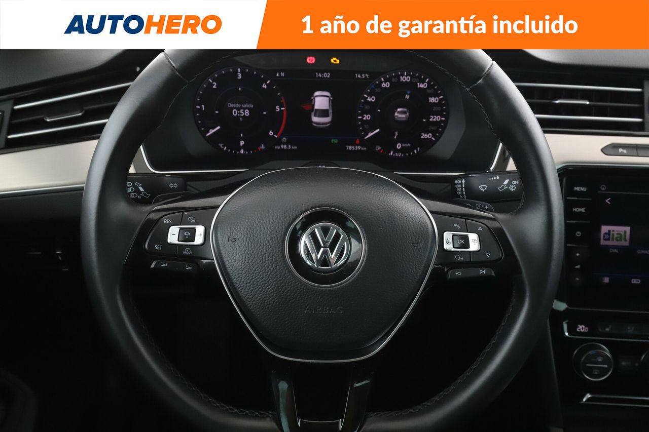 Foto Volkswagen Passat 18