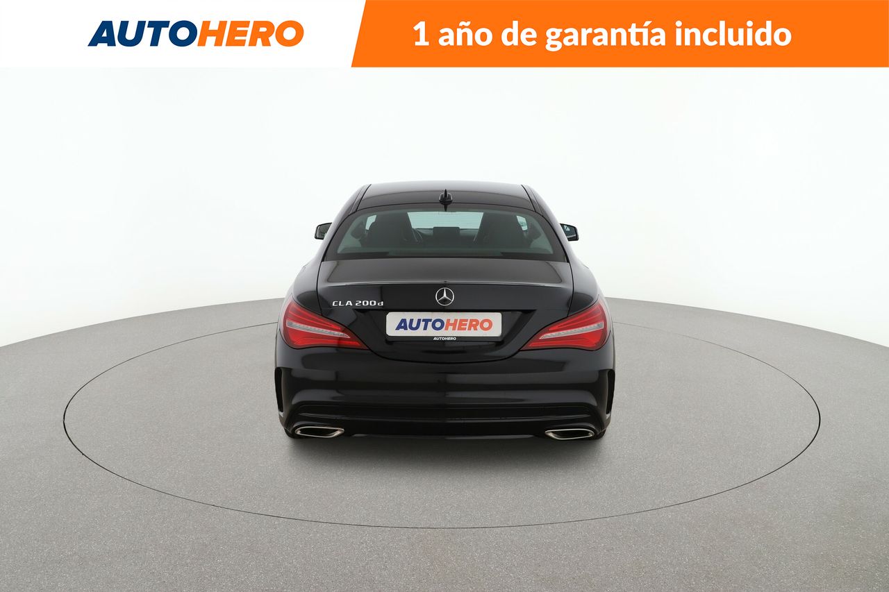 Foto Mercedes-Benz Clase CLA 4