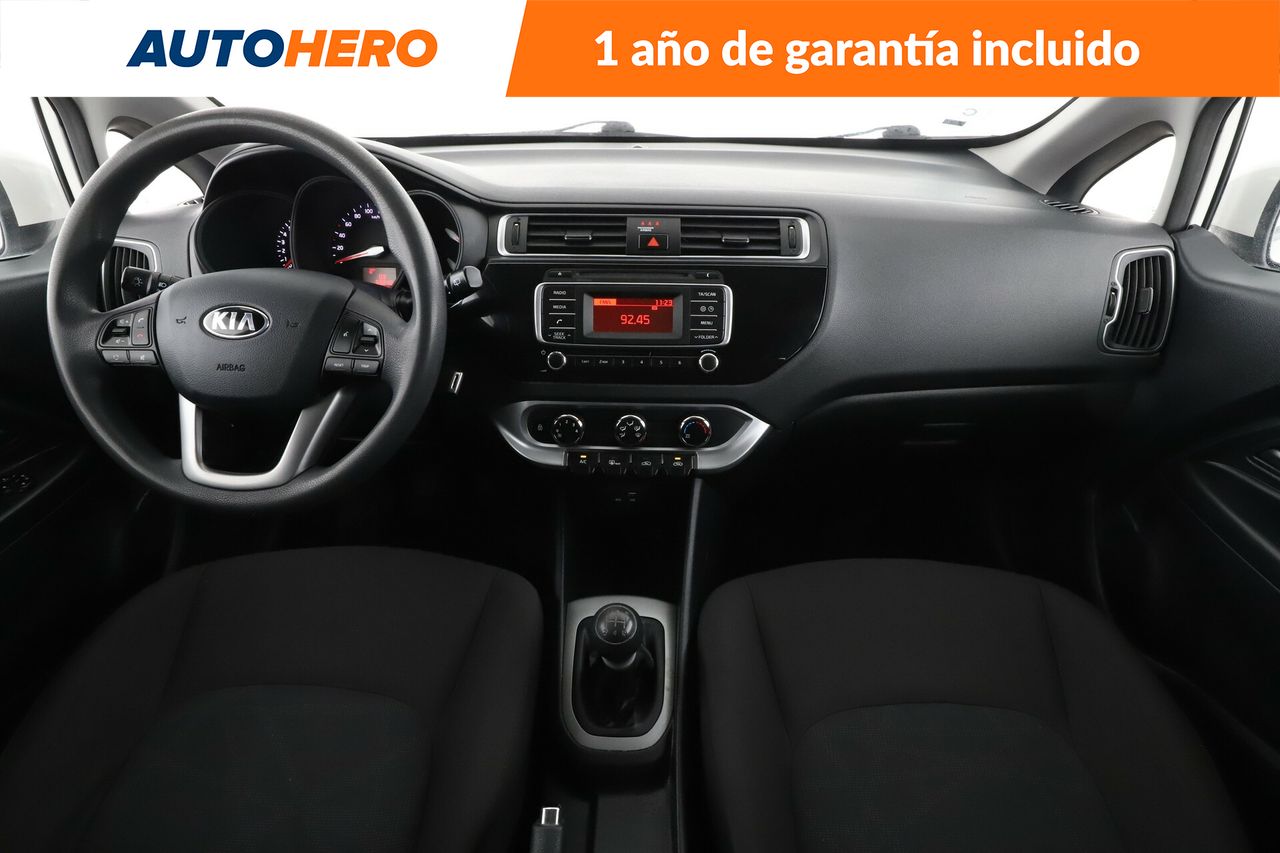 Foto Kia Rio 13